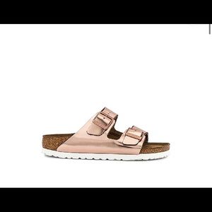 Birkenstock Arizona Soft Footbed Sandal, Metallic Copper